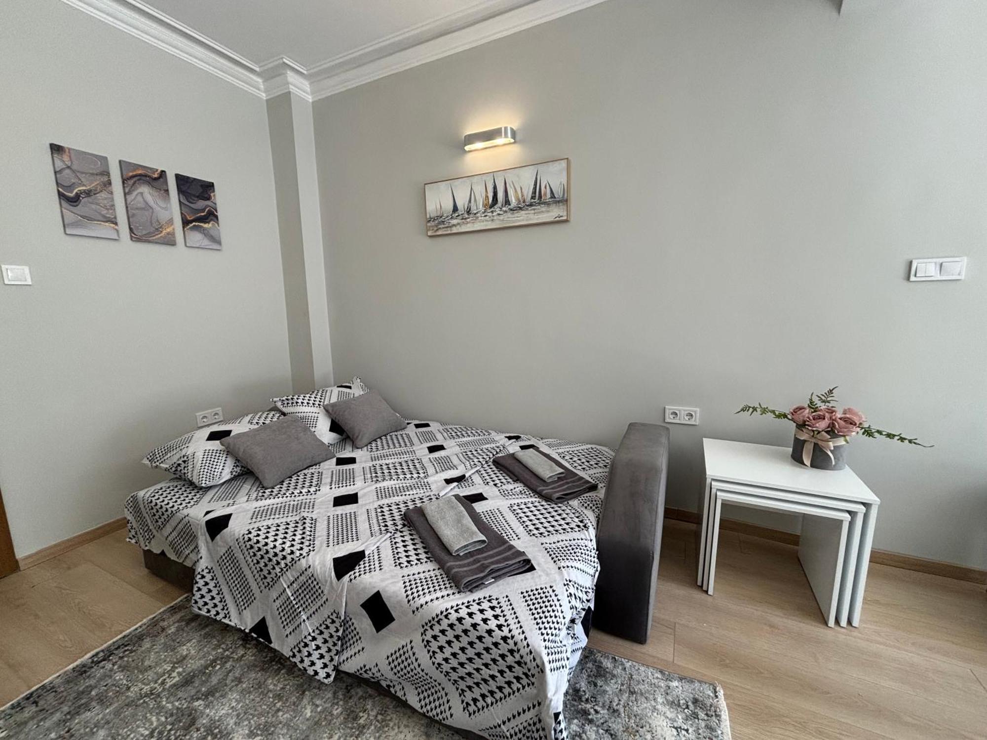 Garden View Top Center Apart София Екстериор снимка